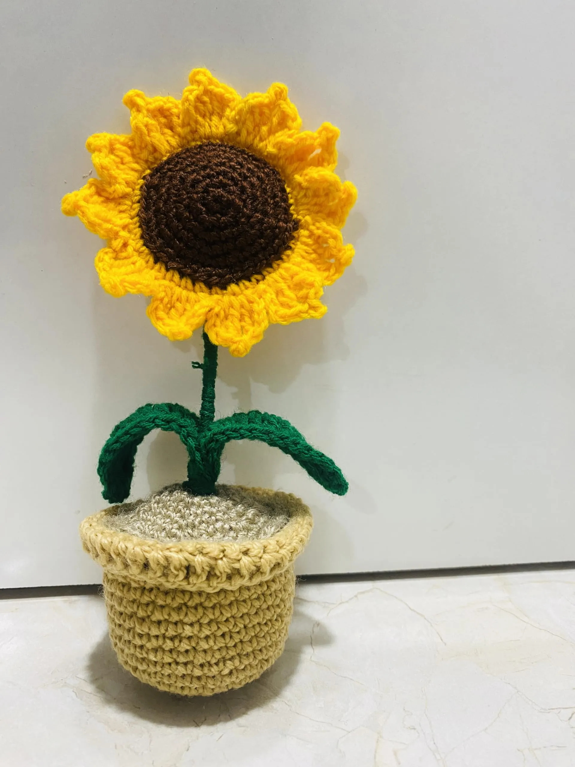 CHEHAR GLOBAL INNOVATION Handmade Crochet Flowers Completed Hand Woven Sunflowers Daisy Knitted Potted Plants Knitted Flower for Car Dash Decoration, Home Decoration, Table Decoration (Pack of 1)