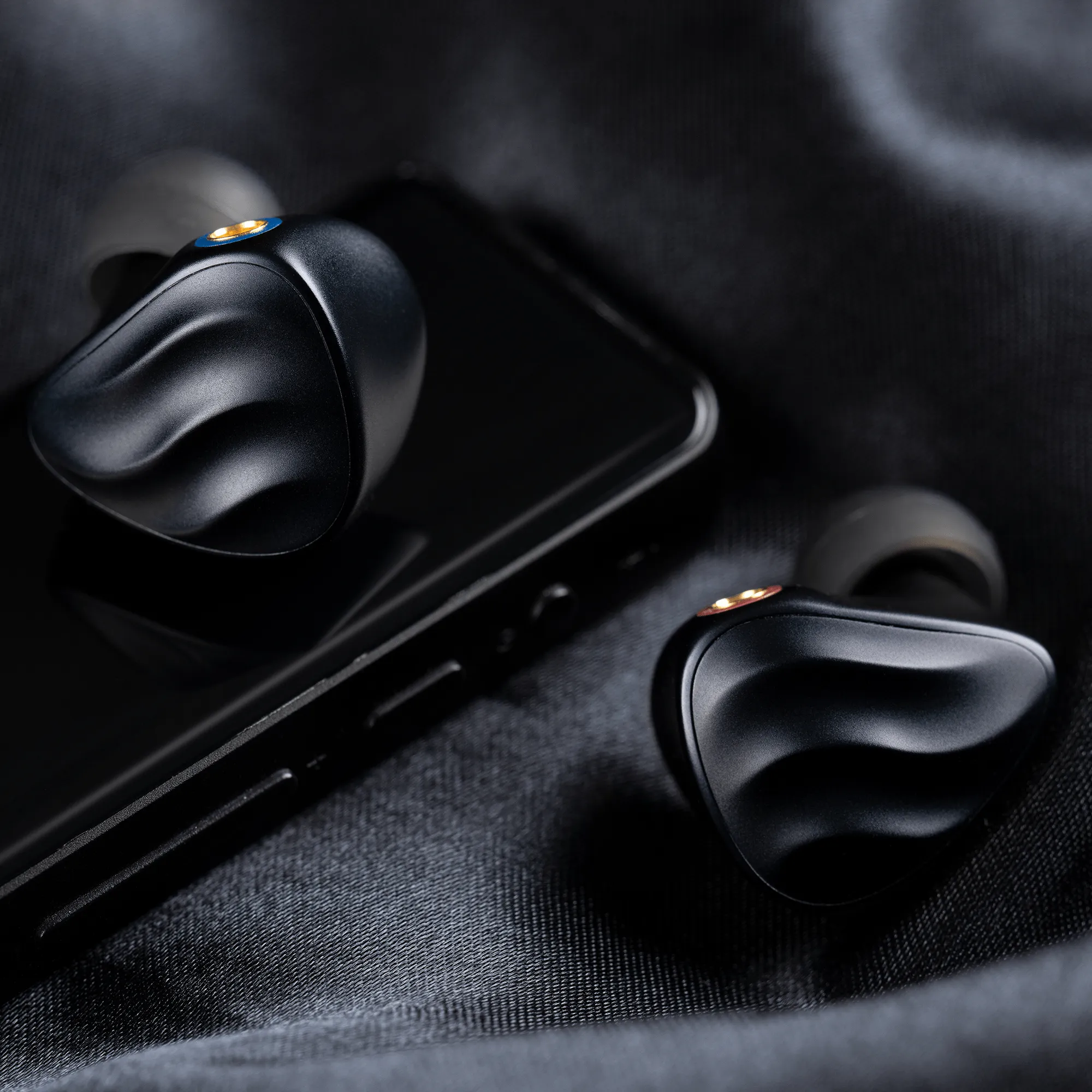 FiiO FH3 Hybrid In-Ear Earphones