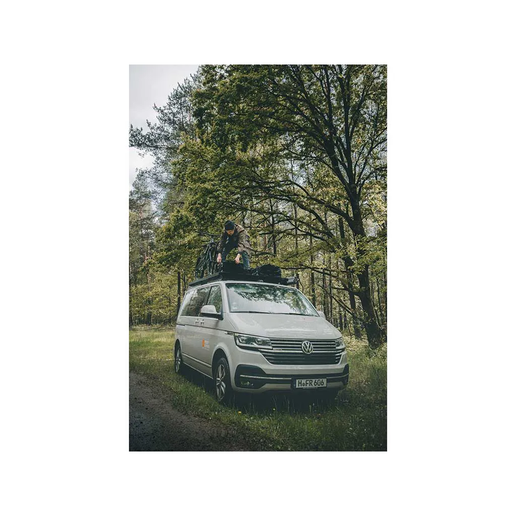 Front Runner Slimline II Roof Rack for Volkswagen T6/T6.1 Caravelle Transporter SWB (2015 )