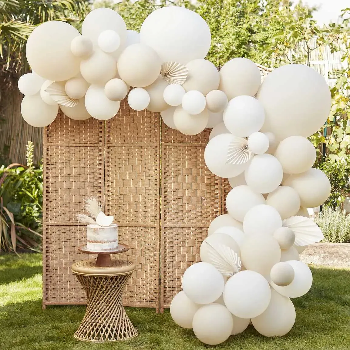 Ginger Ray Nude & White Balloon Arch Kit